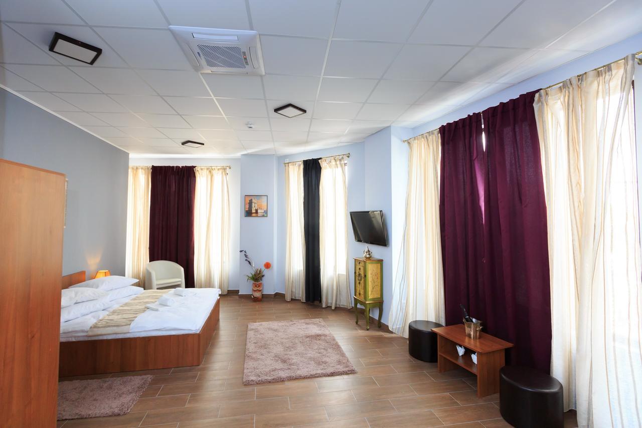 Corner Center Rental Buzău Exterior foto